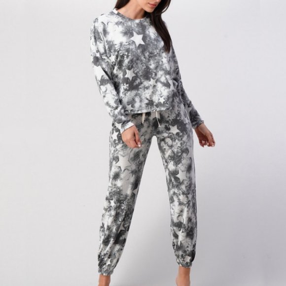 Tie Dye Star Print Lounge Set - Picture 2 of 8